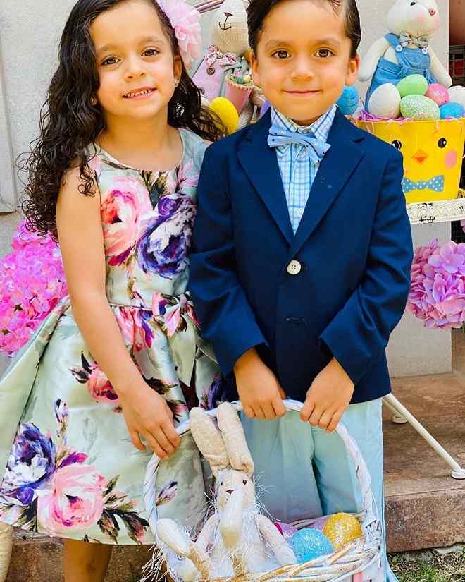 Filhos de Jorge Salinas fazem ensaio fotográfico para Páscoa